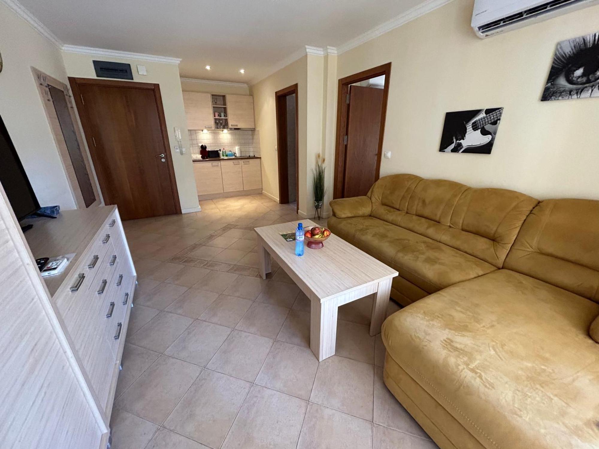 Quiet Apartment With Big Terrace In Santa Marina With Parking Sozopol Buitenkant foto